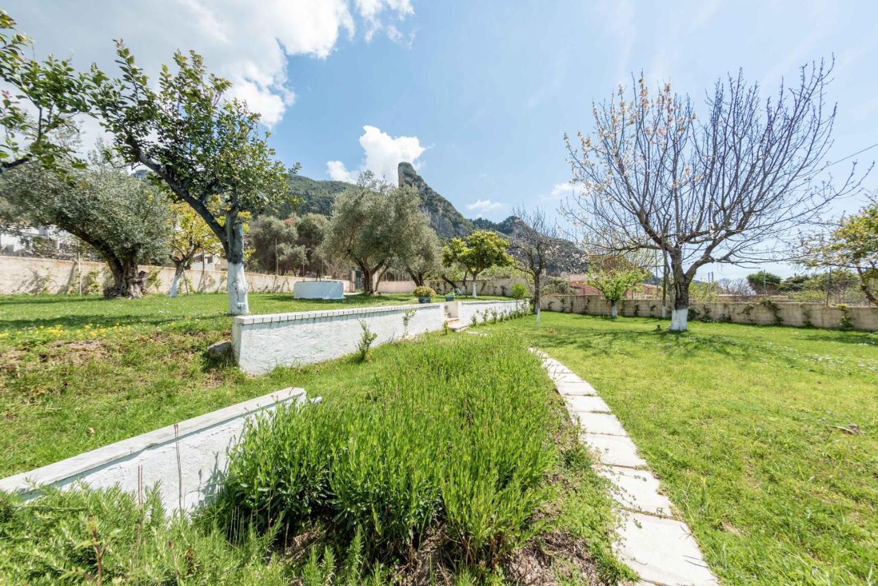 To Ktimataki Villa Agios Gordios  Bagian luar foto